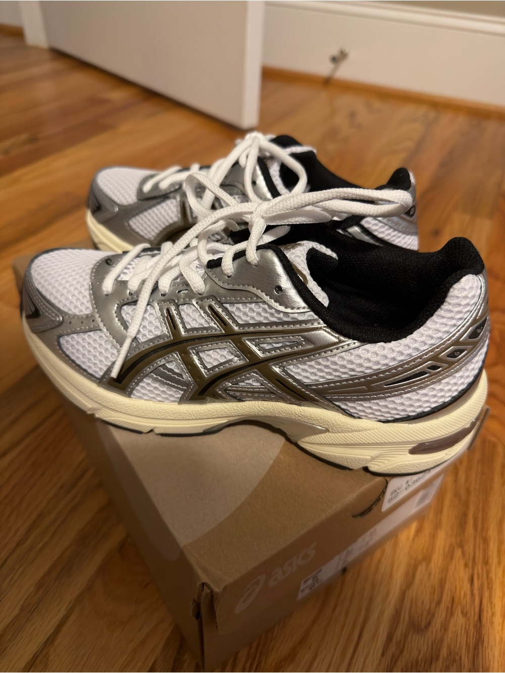 ASICS Women’s White/Clay Canyon Running Shoes